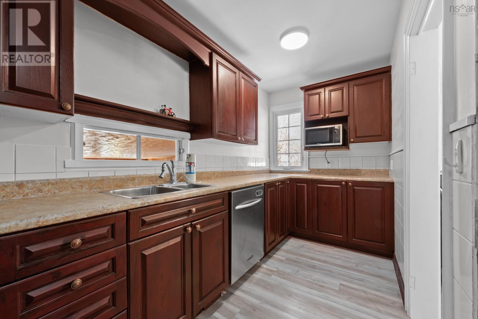 Property 11 of 40 of 6 Colindale Street