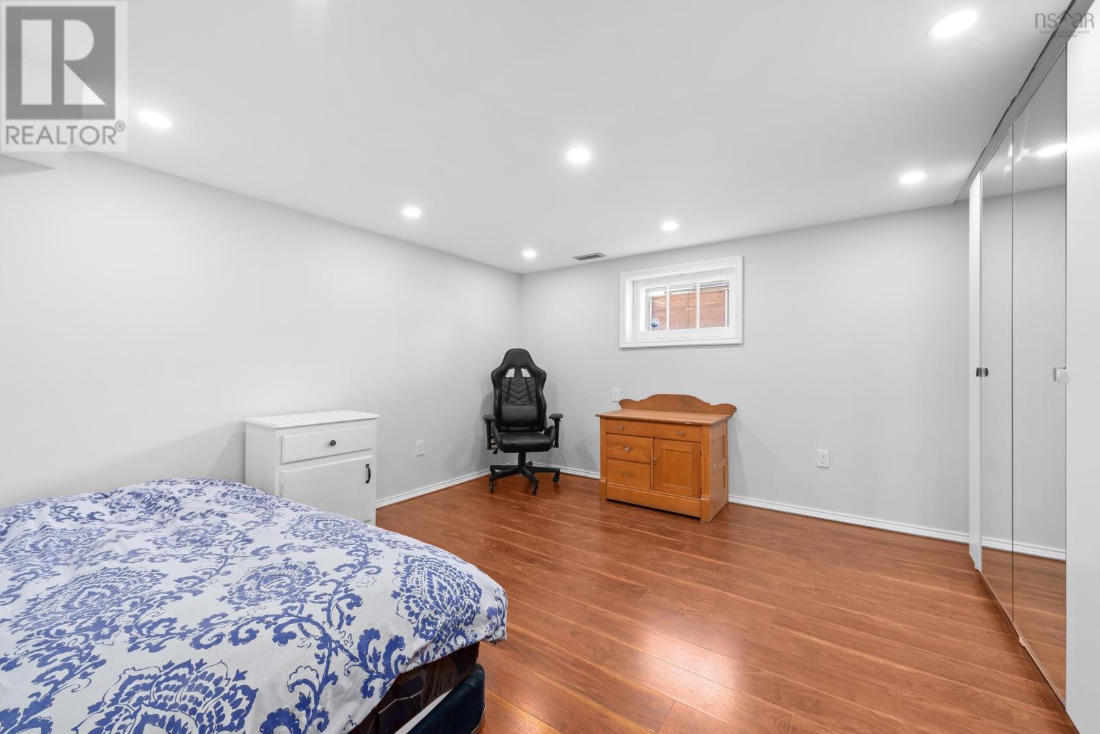 Property 33 of 40 of 6 Colindale Street