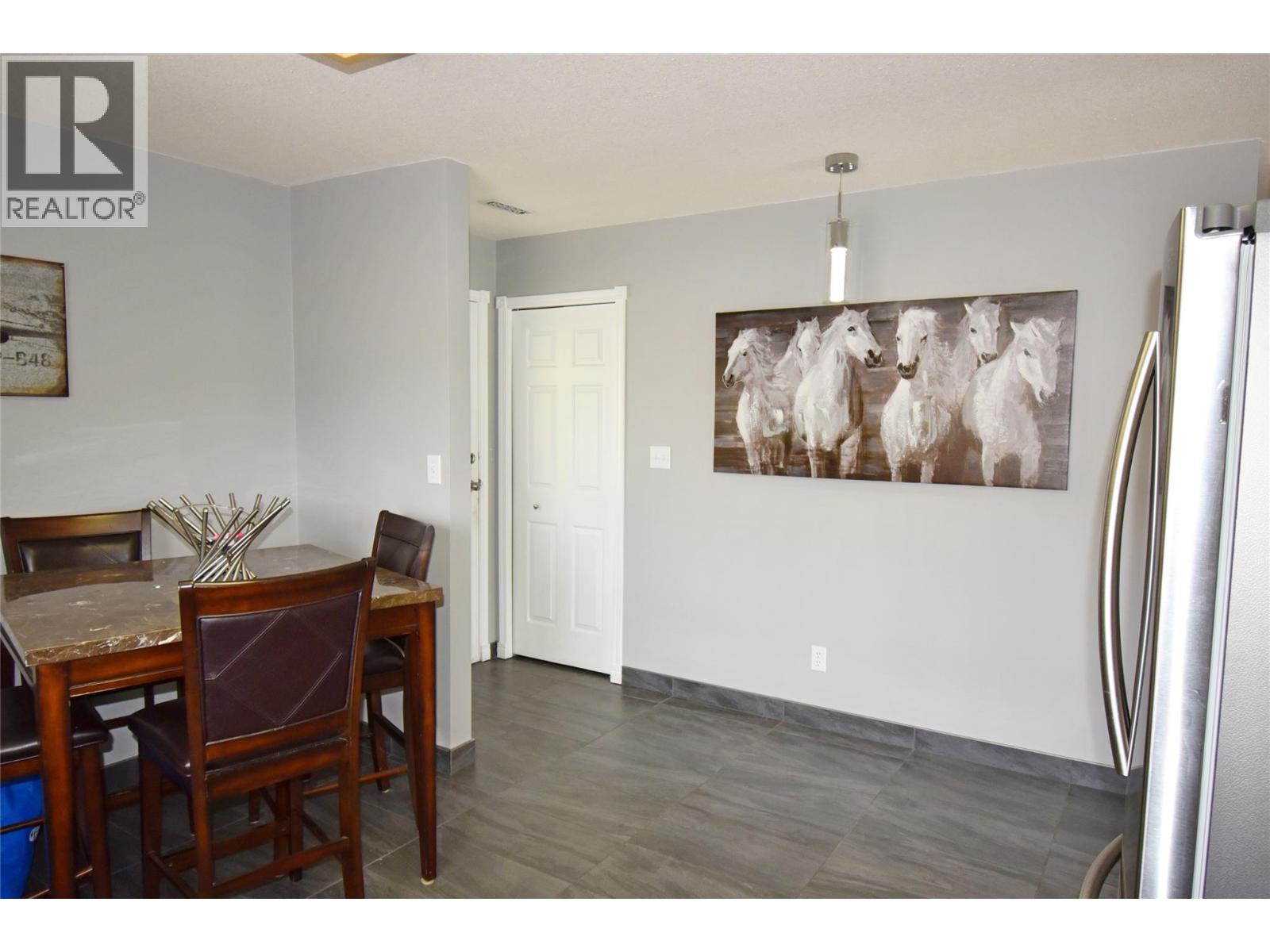 8700 Clerke Road Unit# 3, Coldstream