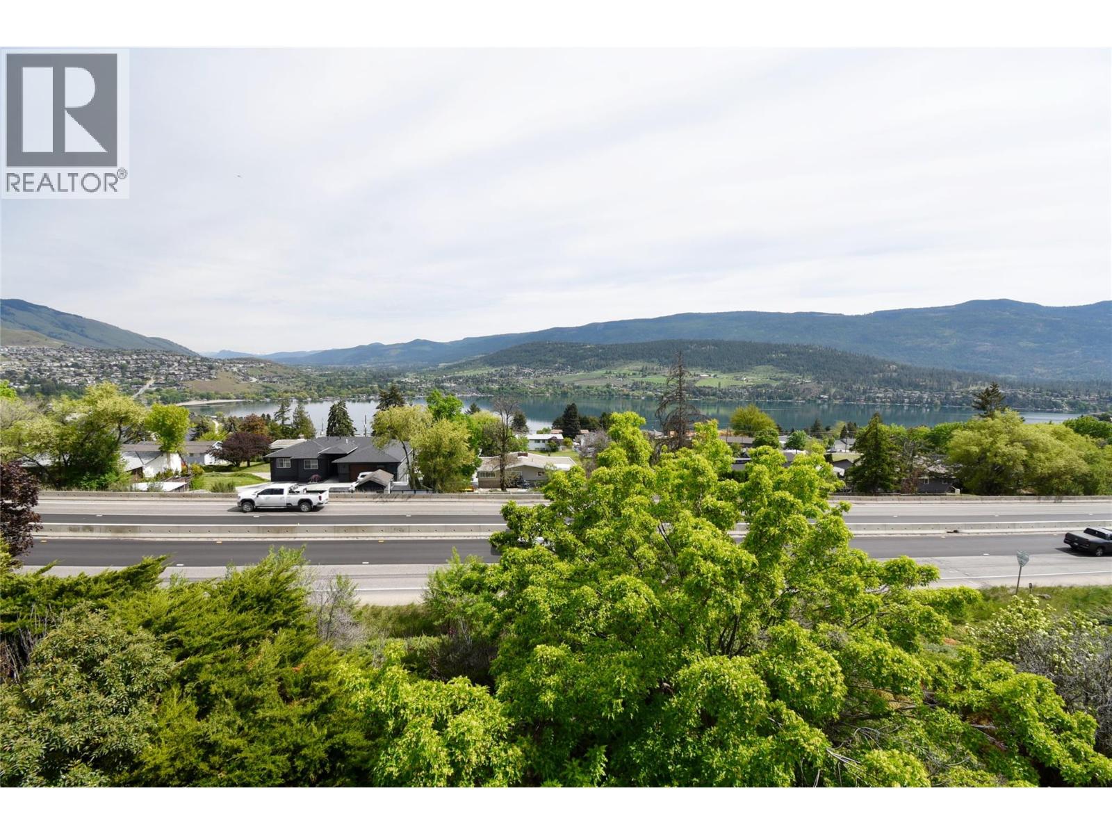 8700 Clerke Road Unit# 3, Coldstream