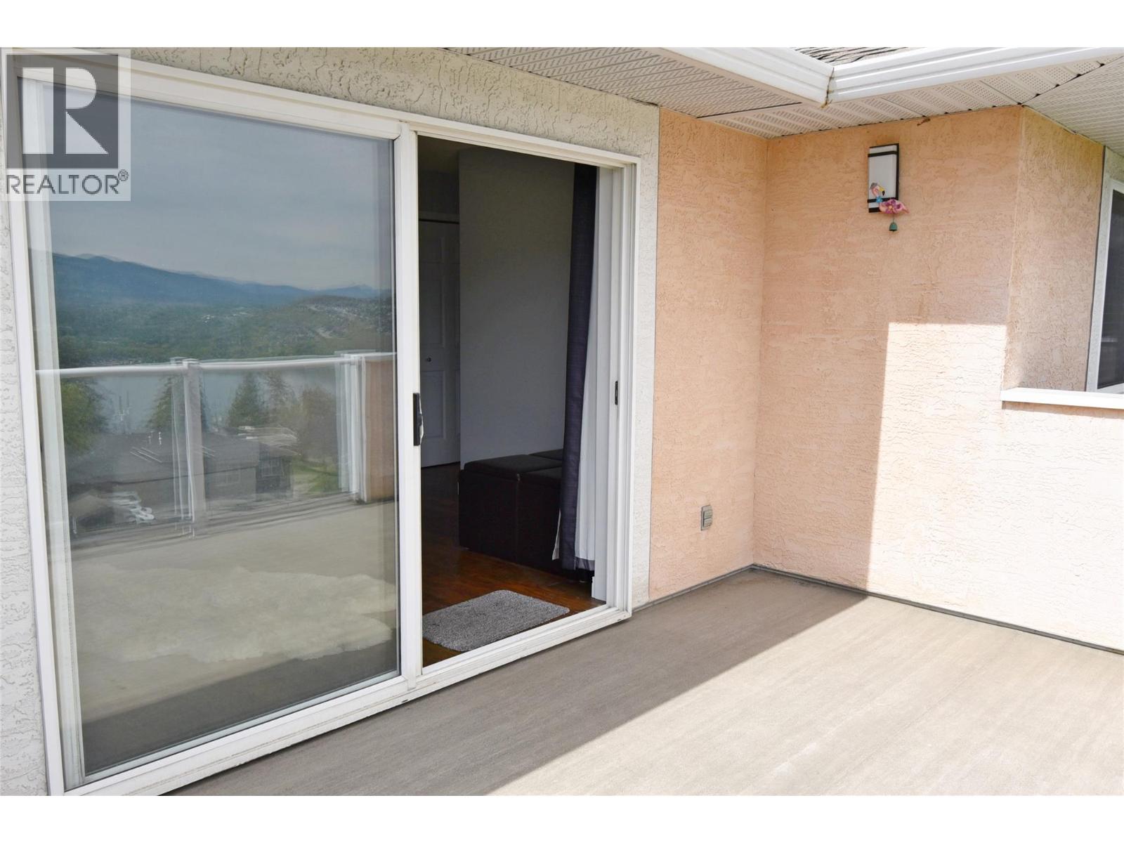 8700 Clerke Road Unit# 3, Coldstream