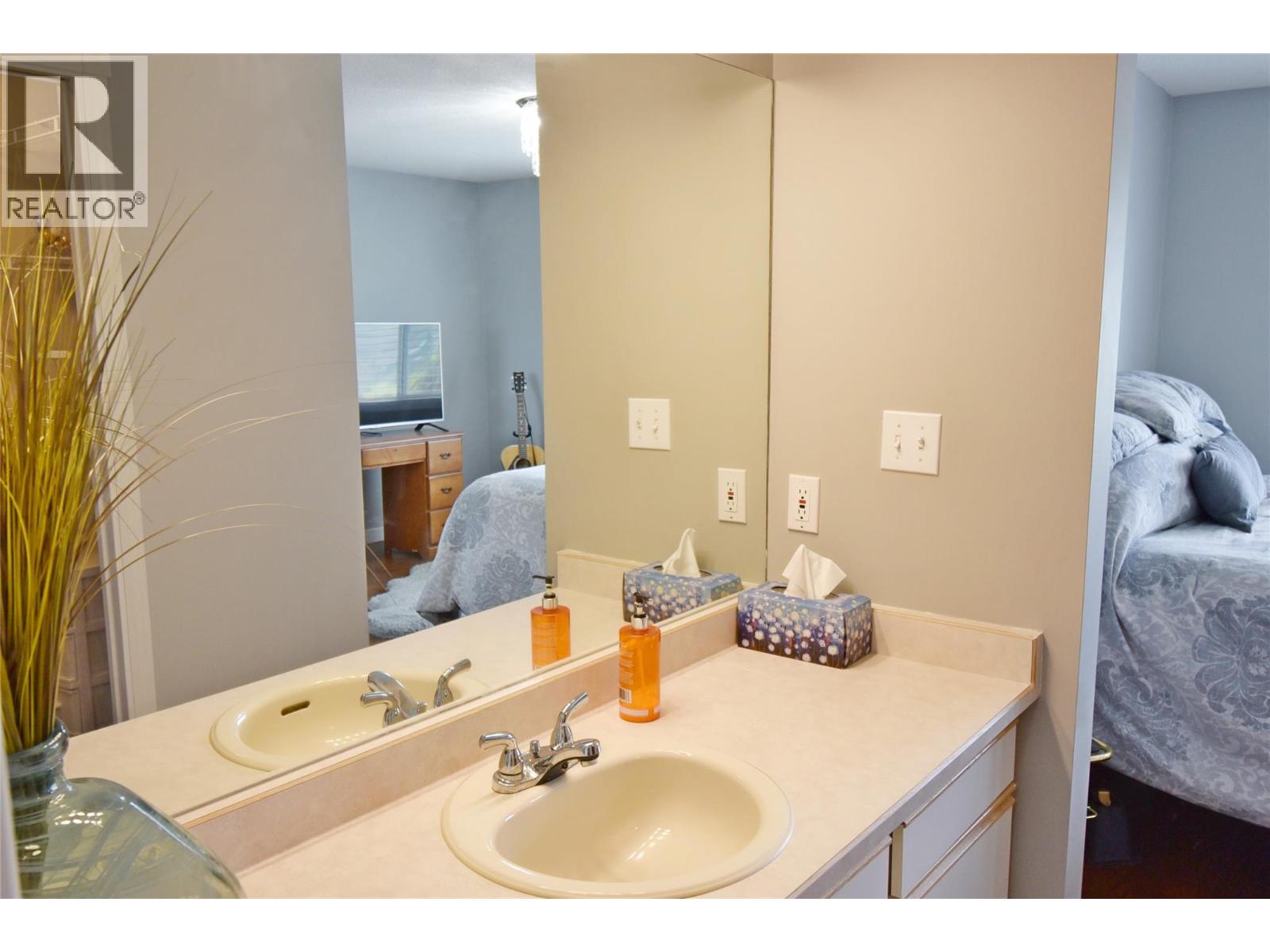 8700 Clerke Road Unit# 3, Coldstream