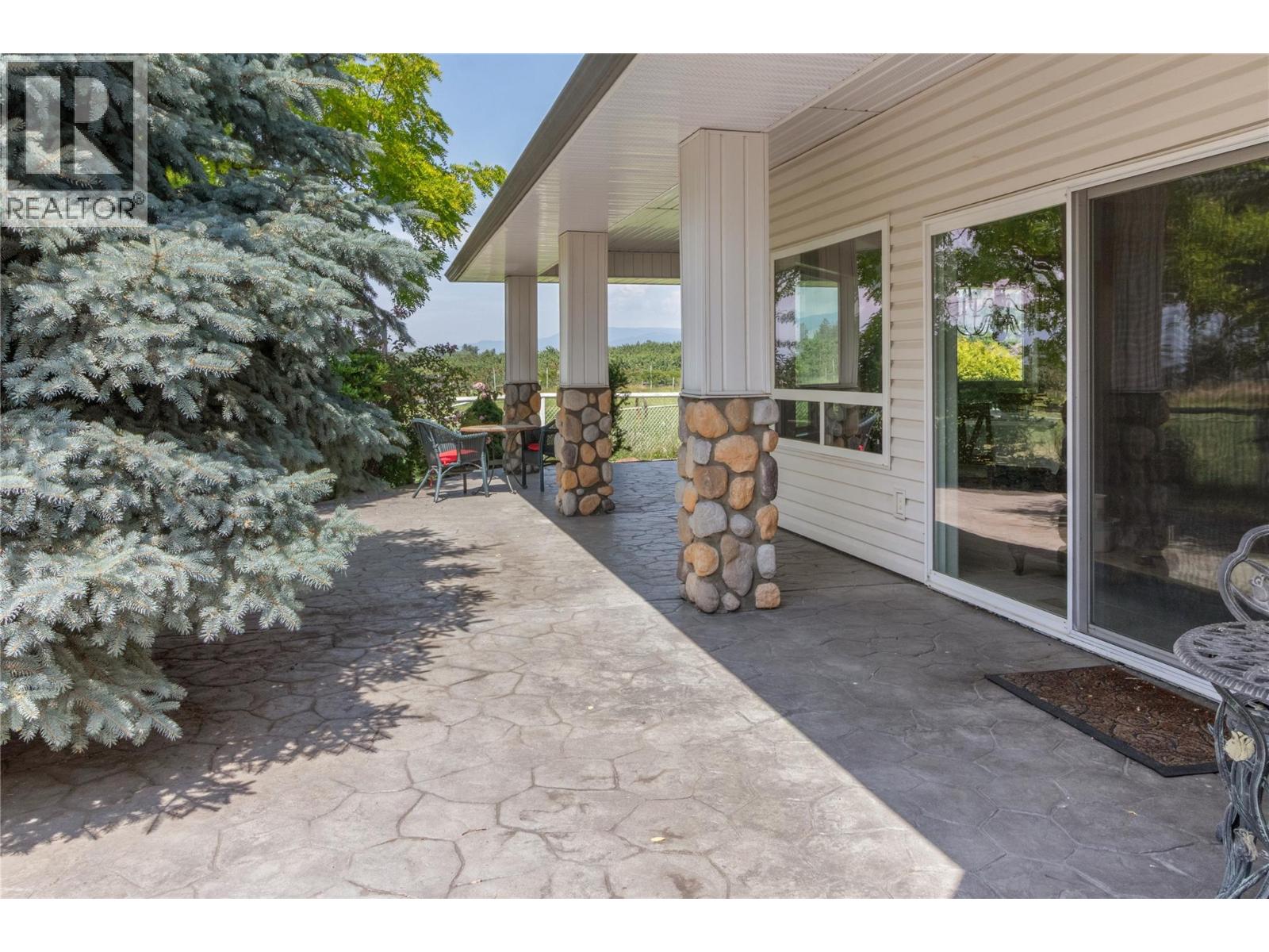 2457 Belgo Road, Kelowna