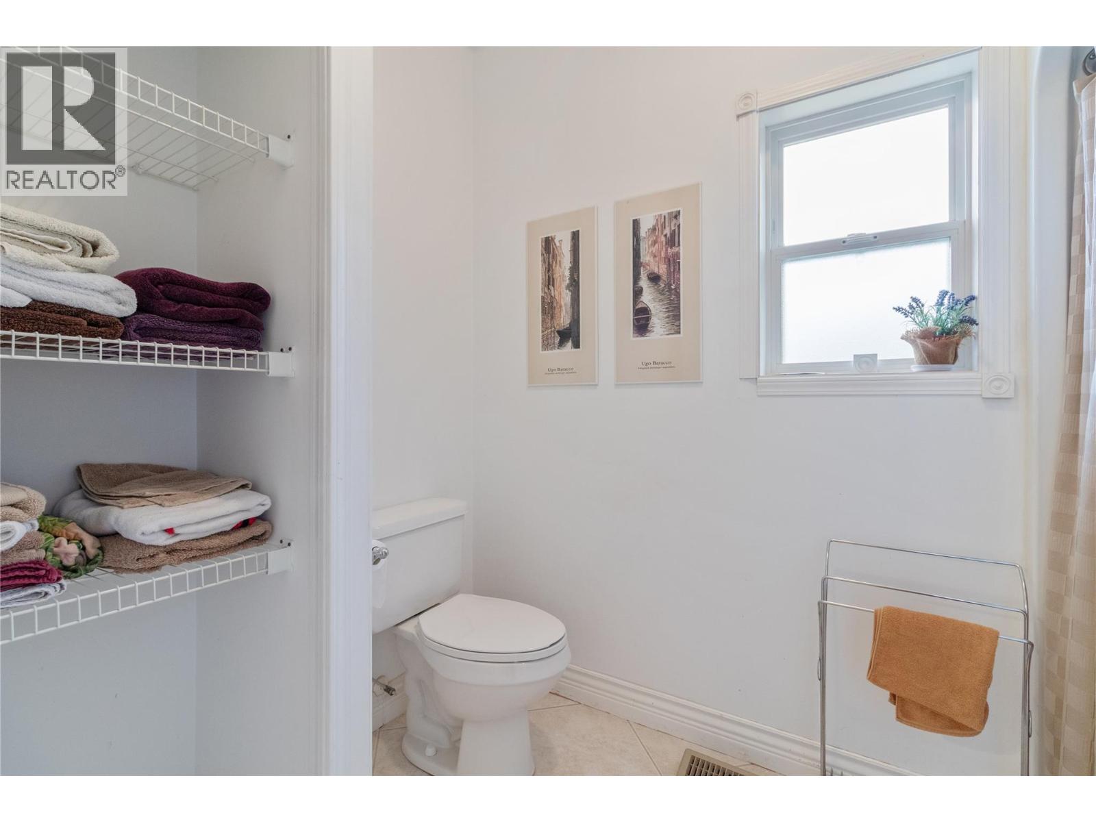 2457 Belgo Road, Kelowna