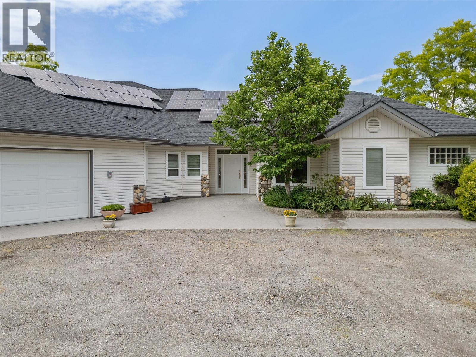 2457 Belgo Road, Kelowna