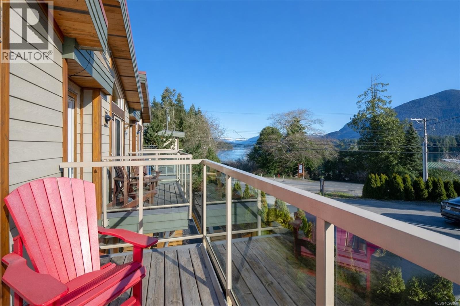 102 605 Gibson St, Tofino
