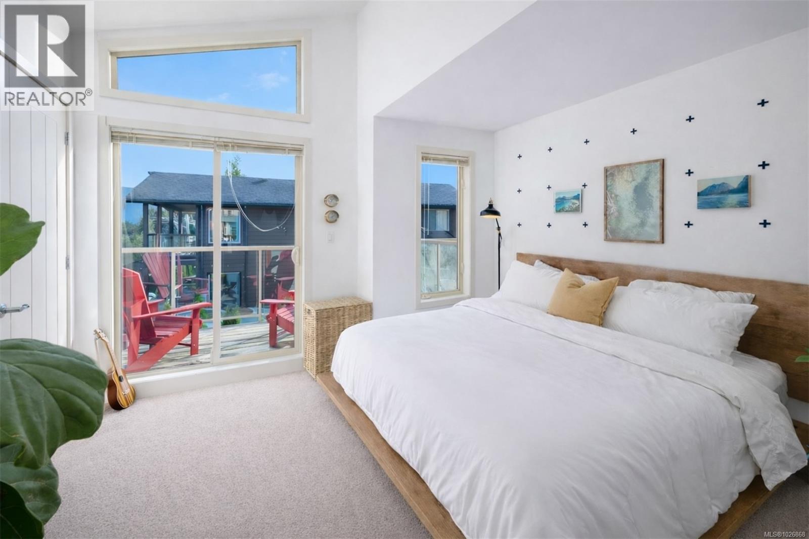 102 605 Gibson St, Tofino