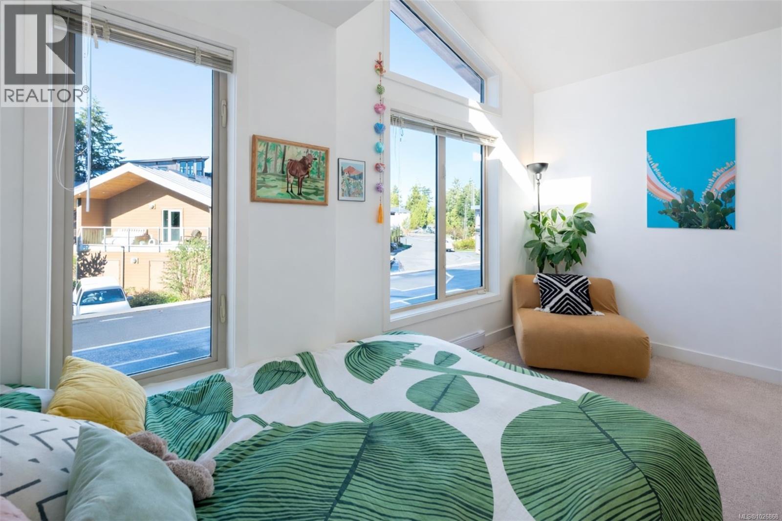 102 605 Gibson St, Tofino