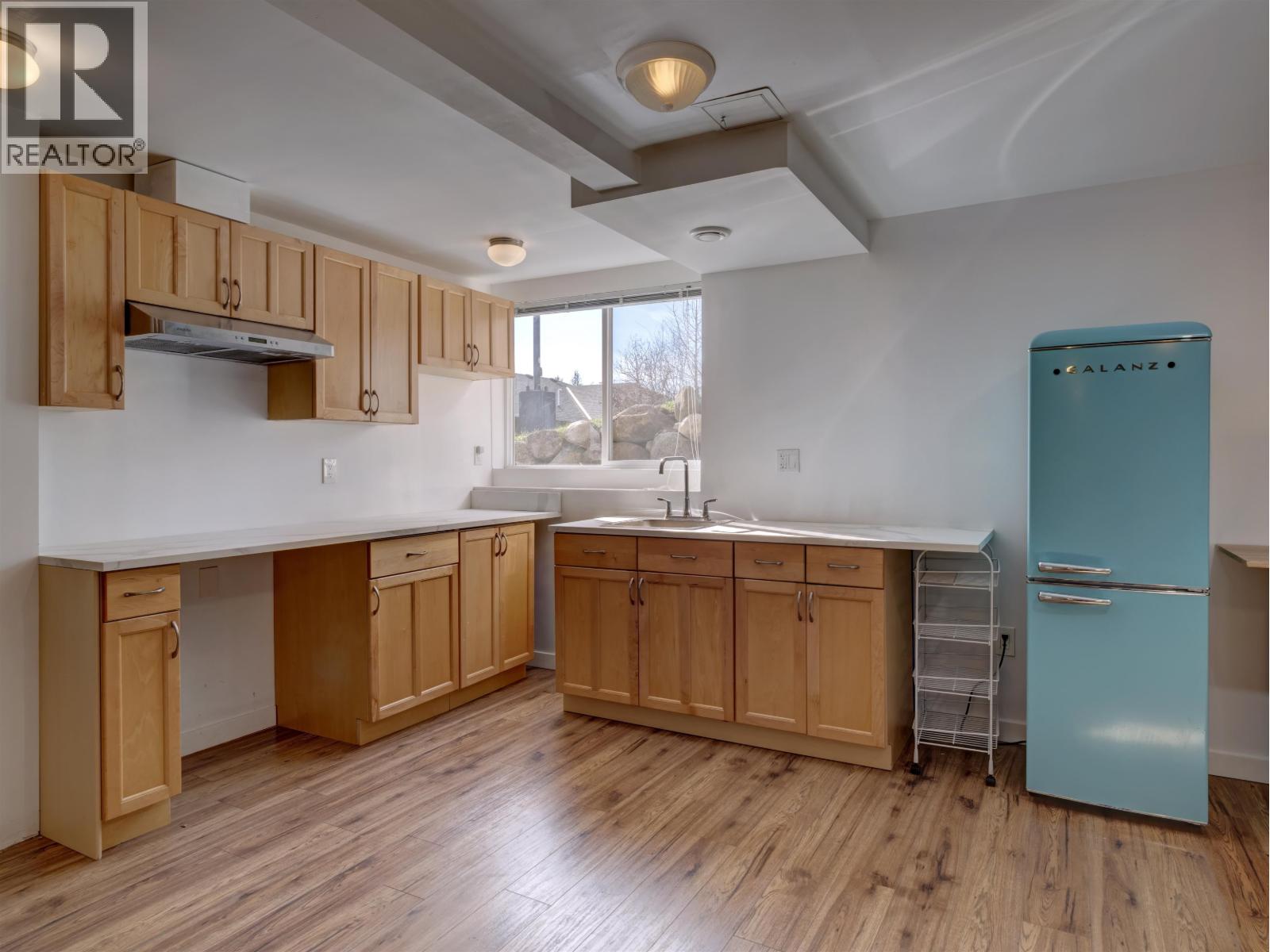 5683 EMILY WAY, Sechelt