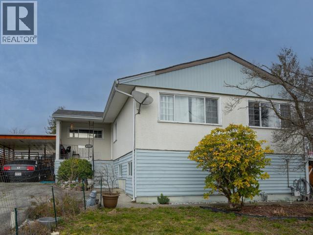 6957 CROFTON STREET, Powell River