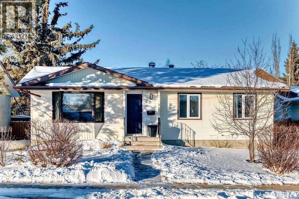 22 Osborne Street - Photo 2 of 47, Red Deer, Alberta