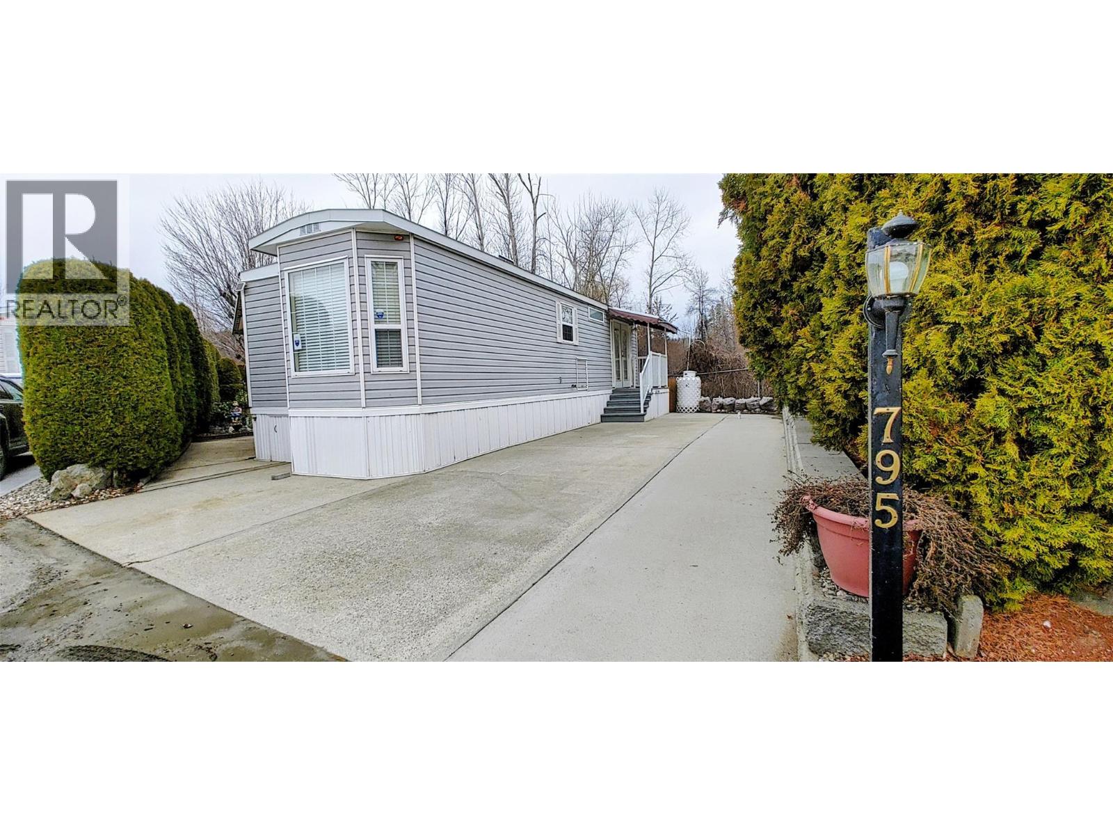 795 415 Commonwealth Road, Kelowna