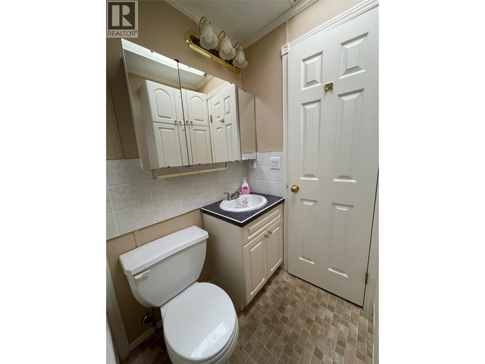 795 415 Commonwealth Road, Kelowna