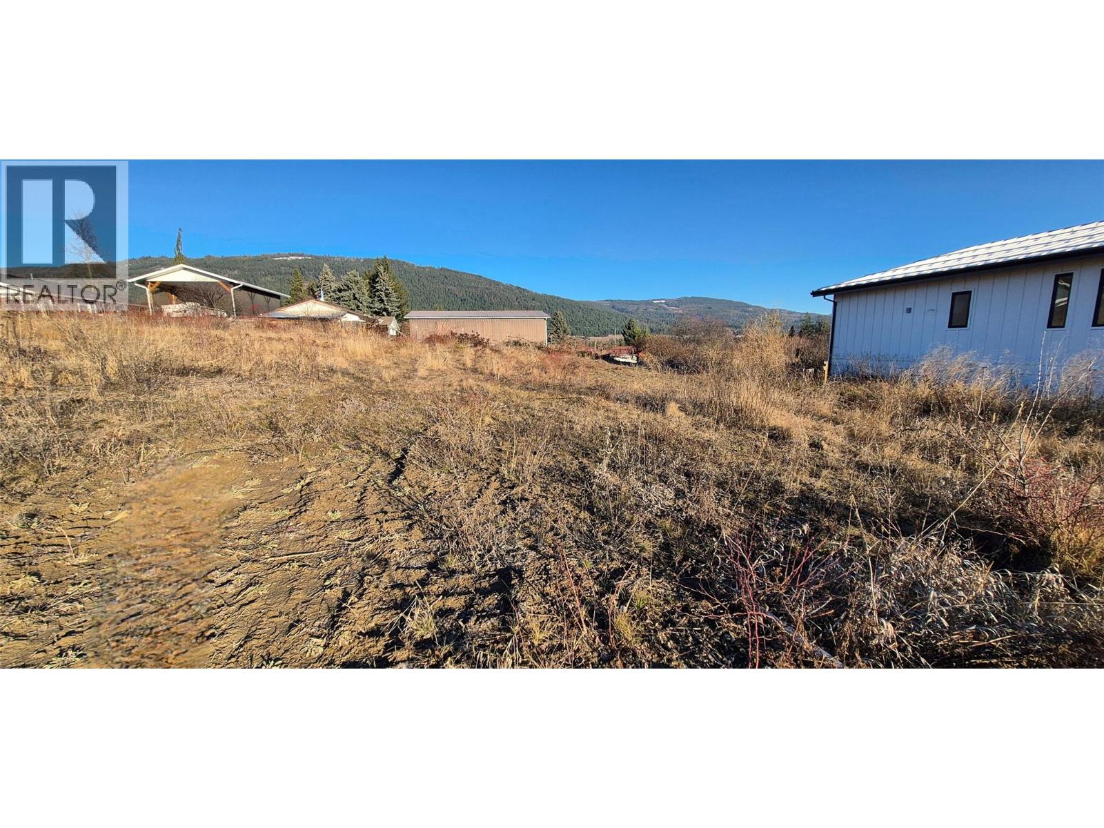 1860 35 Street NE, Salmon Arm