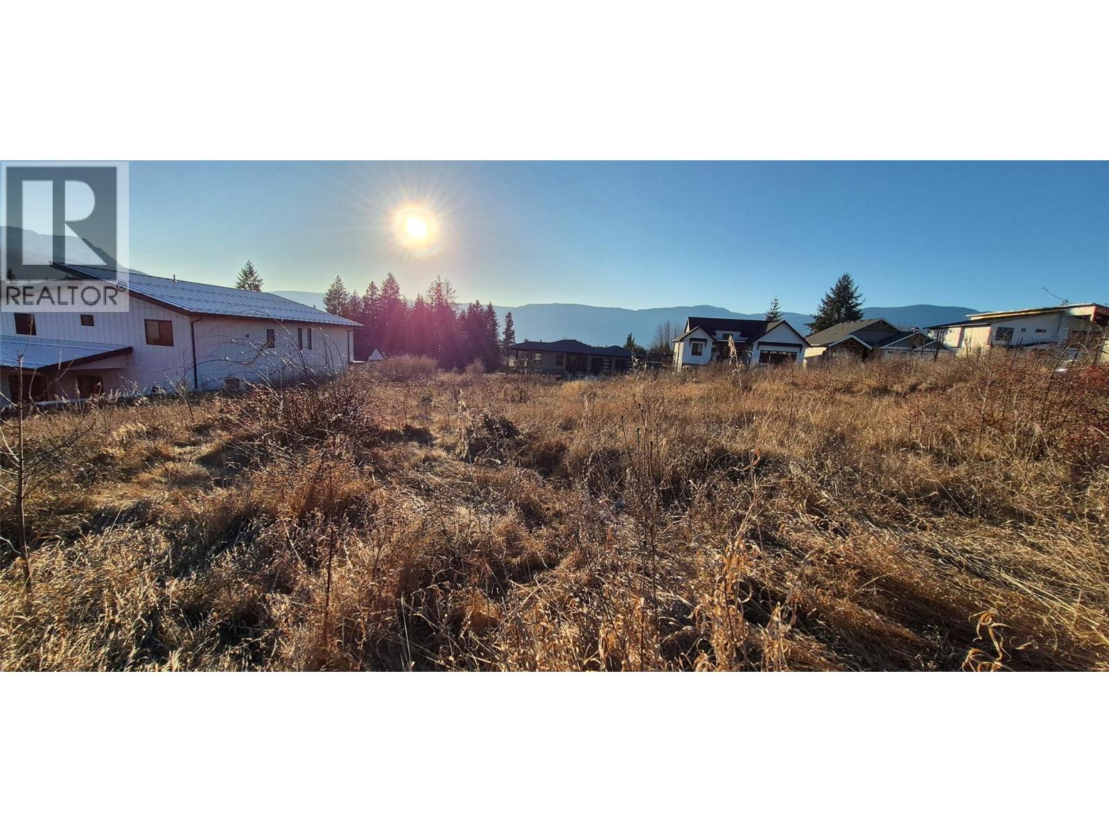 1860 35 Street NE, Salmon Arm