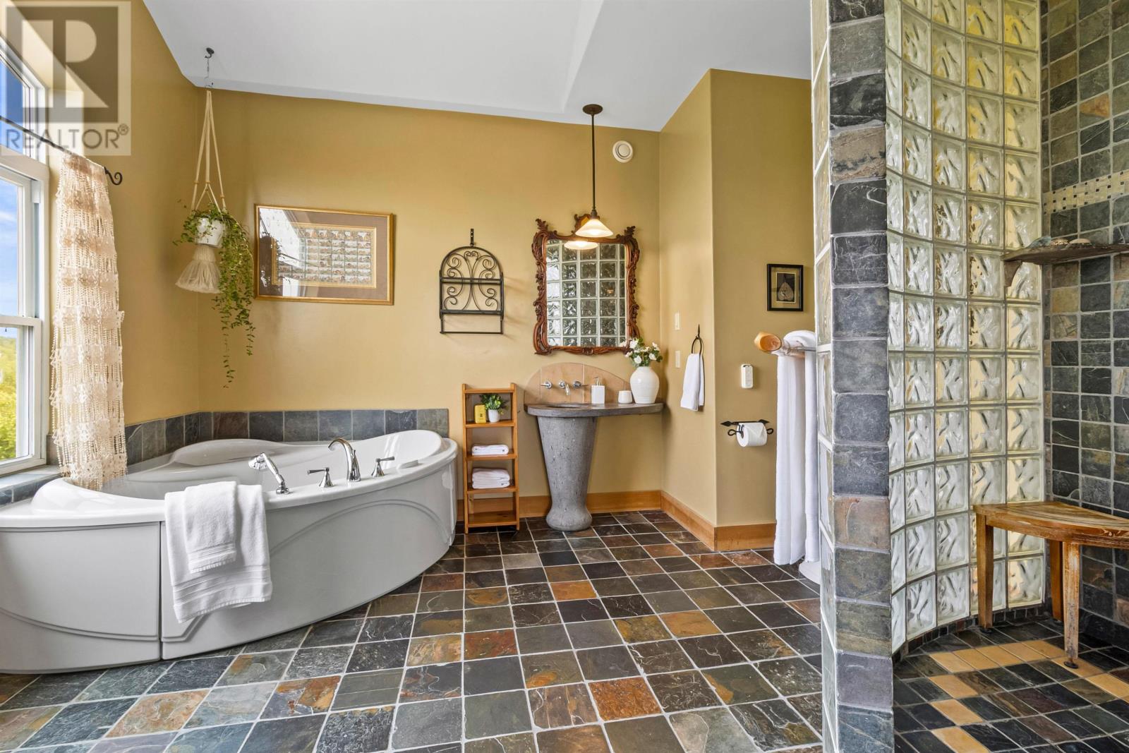 Property 25 of 46 of 199 Aarons Way