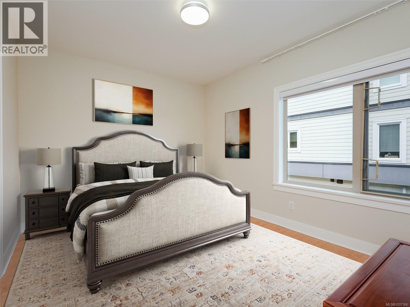 303 2520 Oakville Avenue, Sidney