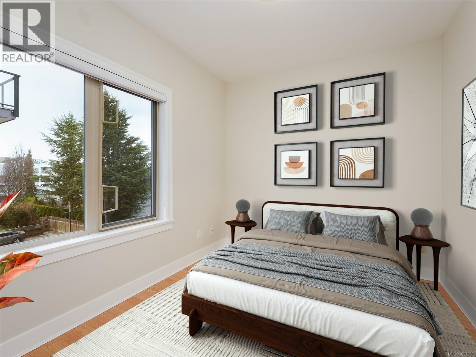 303 2520 Oakville Avenue, Sidney