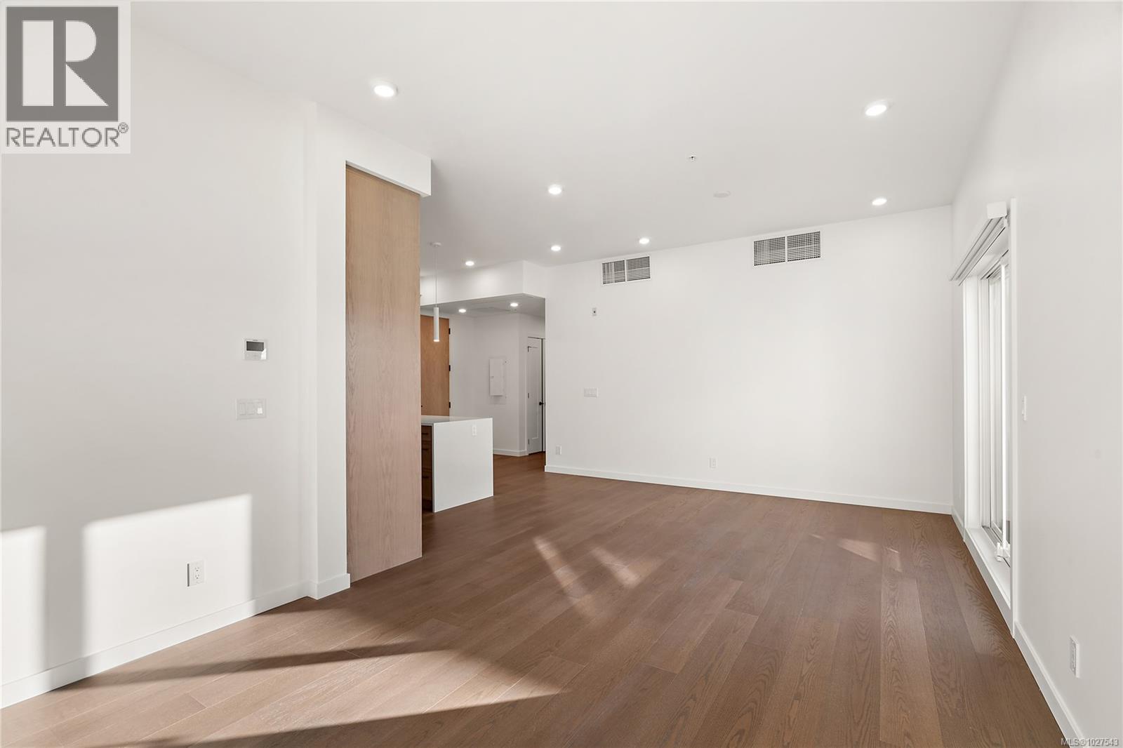 503 1102 Esquimalt Road, Esquimalt