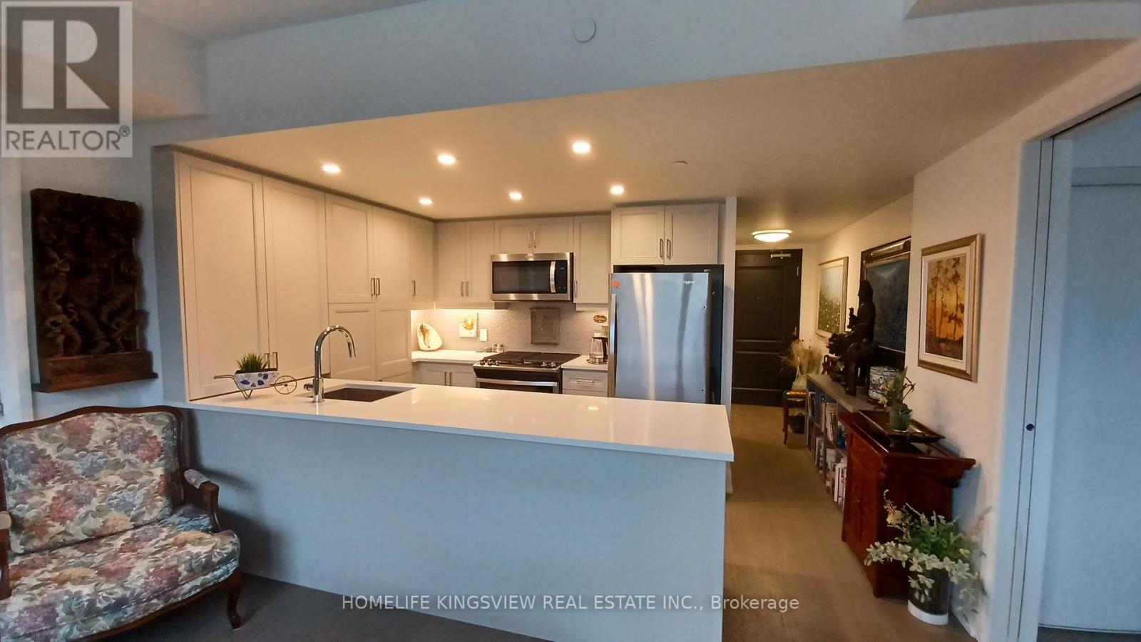 #501 1400 KINGSTON ROAD - 2