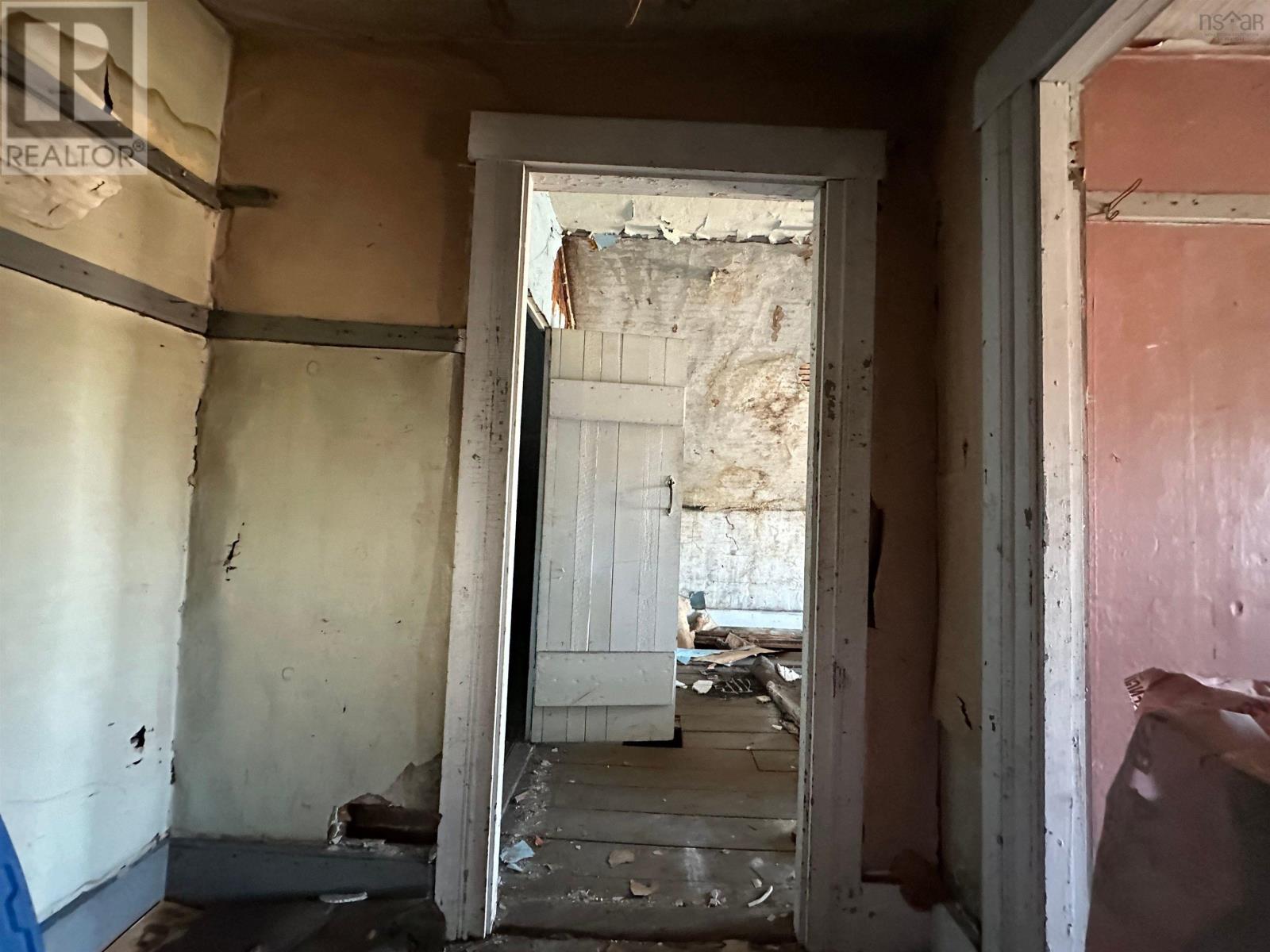 Property 26 of 49 of 11 Kirk Street