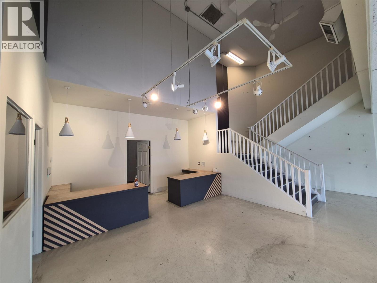 4 310 Banks Road, Kelowna