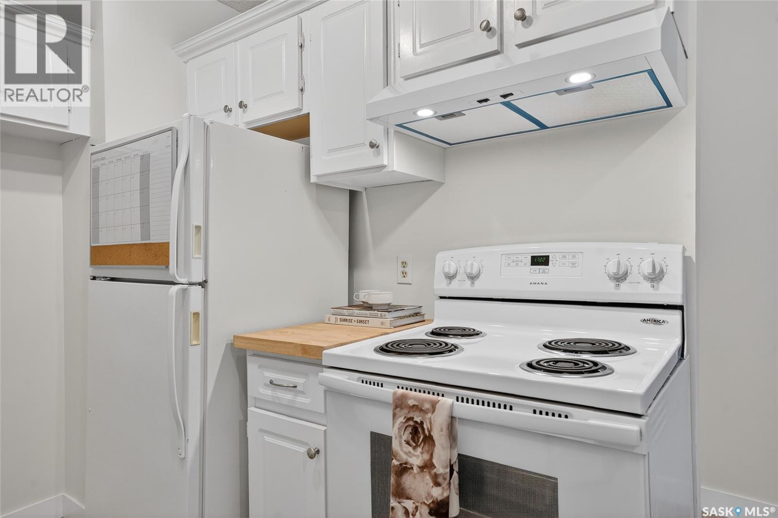 Single Family House Low rise for Sale in   Tait CRESCENT Saskatoon 