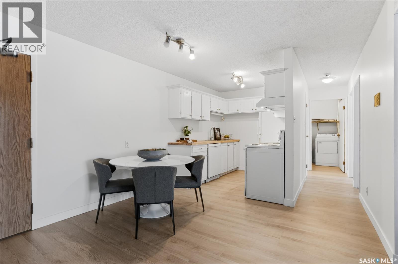 Single Family House Low rise for Sale in   Tait CRESCENT Saskatoon 