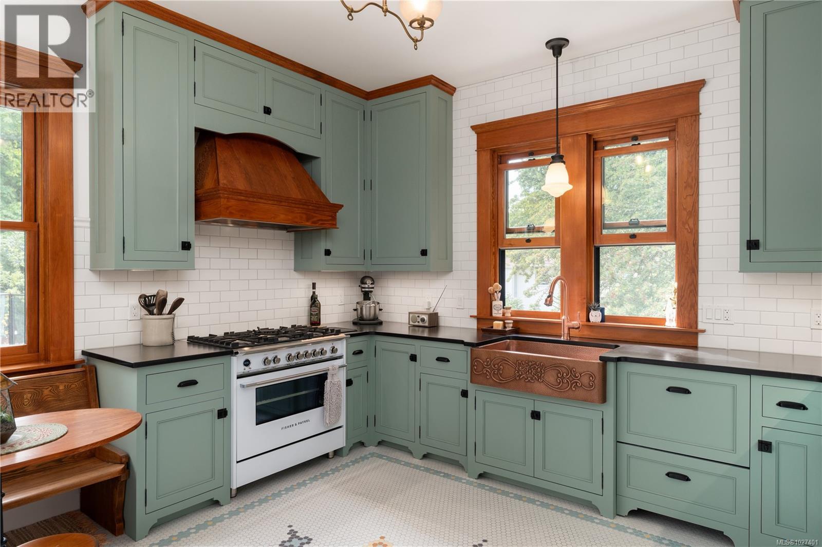  1215 Richardson Street, Victoria