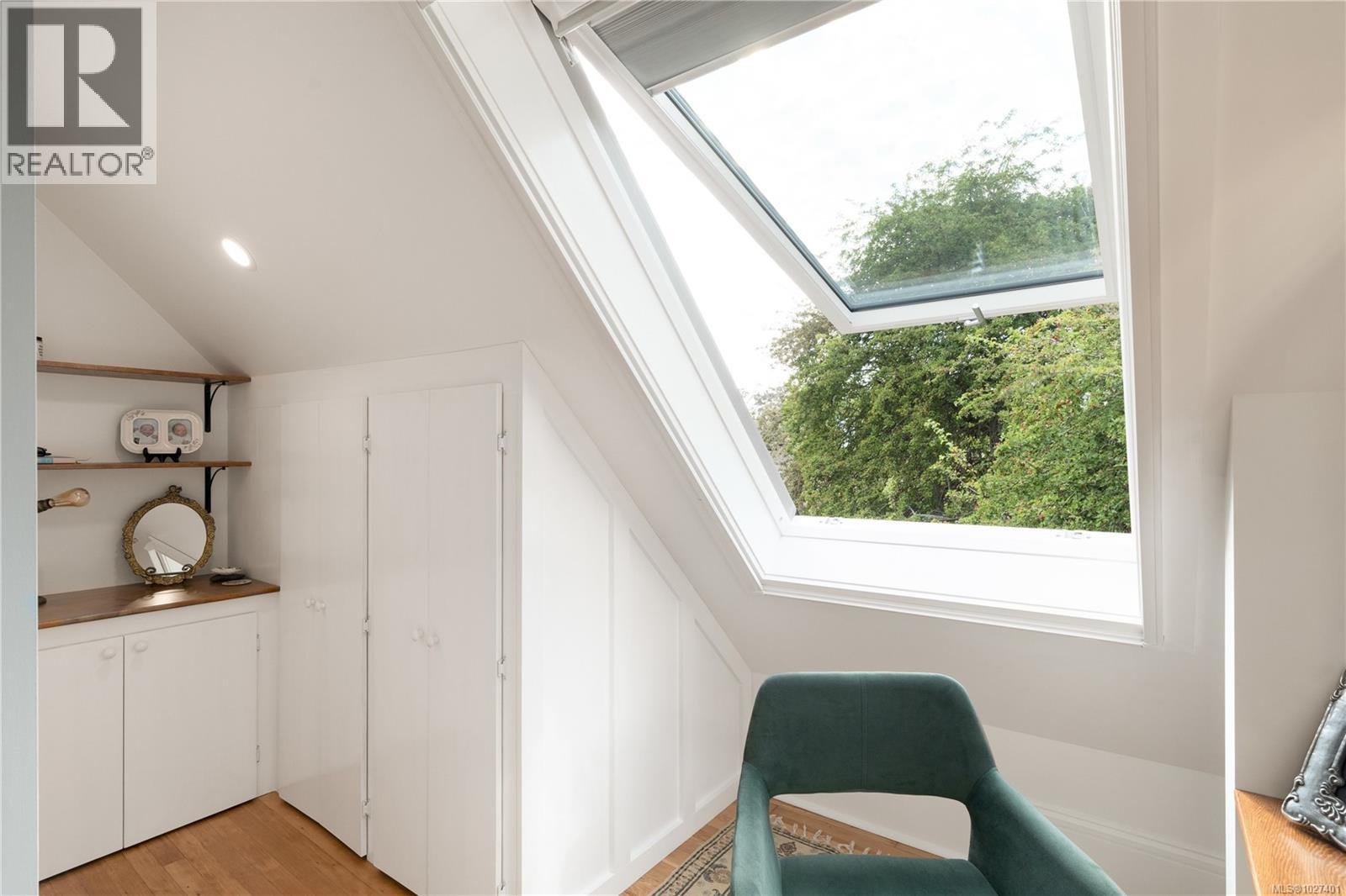  1215 Richardson Street, Victoria