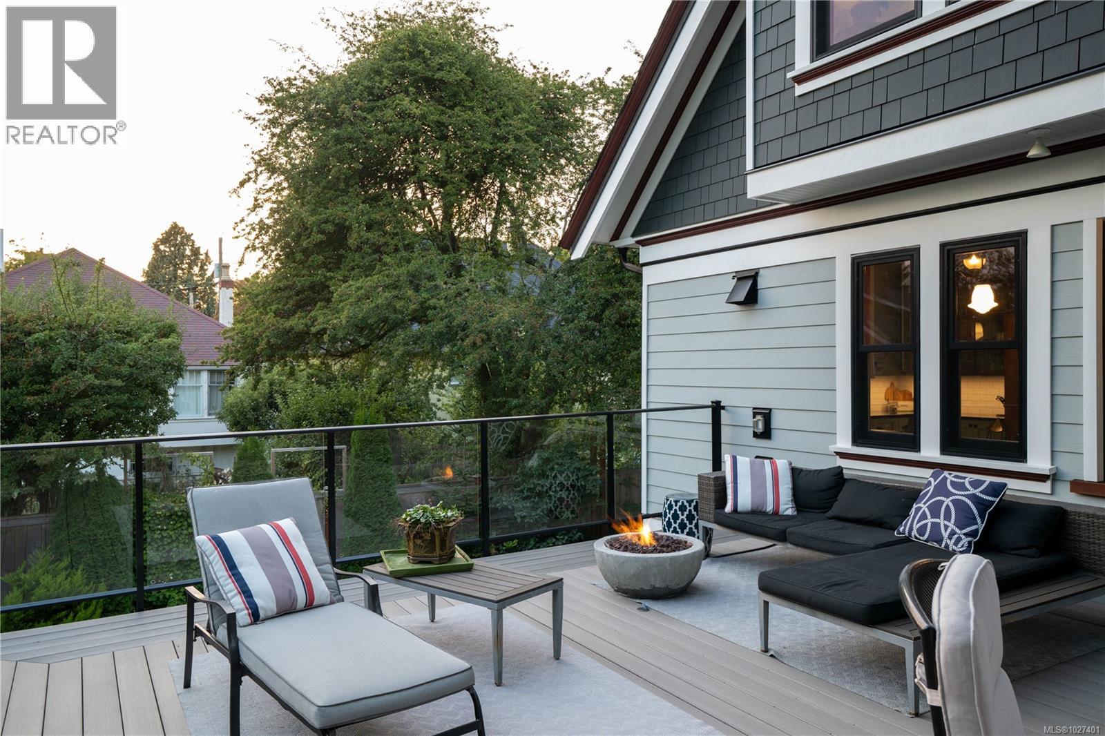  1215 Richardson Street, Victoria