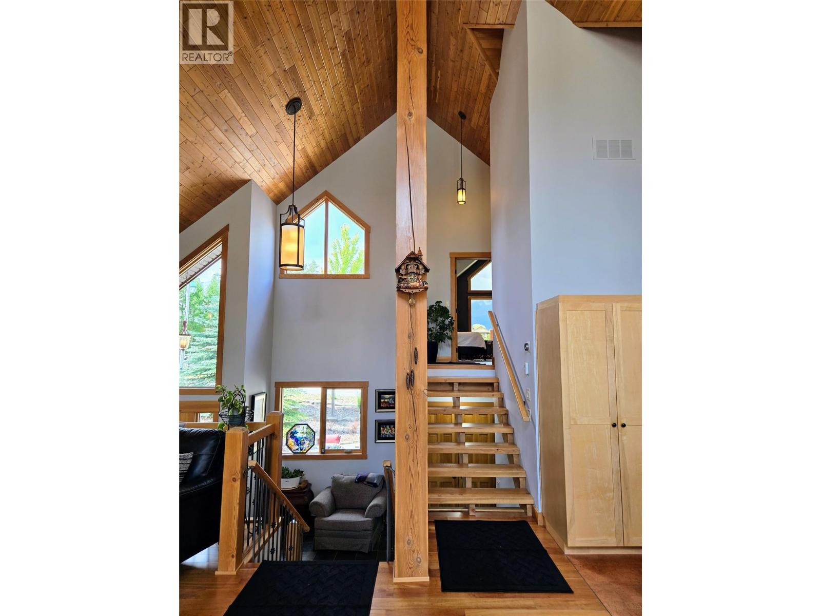 2517 Cobblestone Trail, Invermere