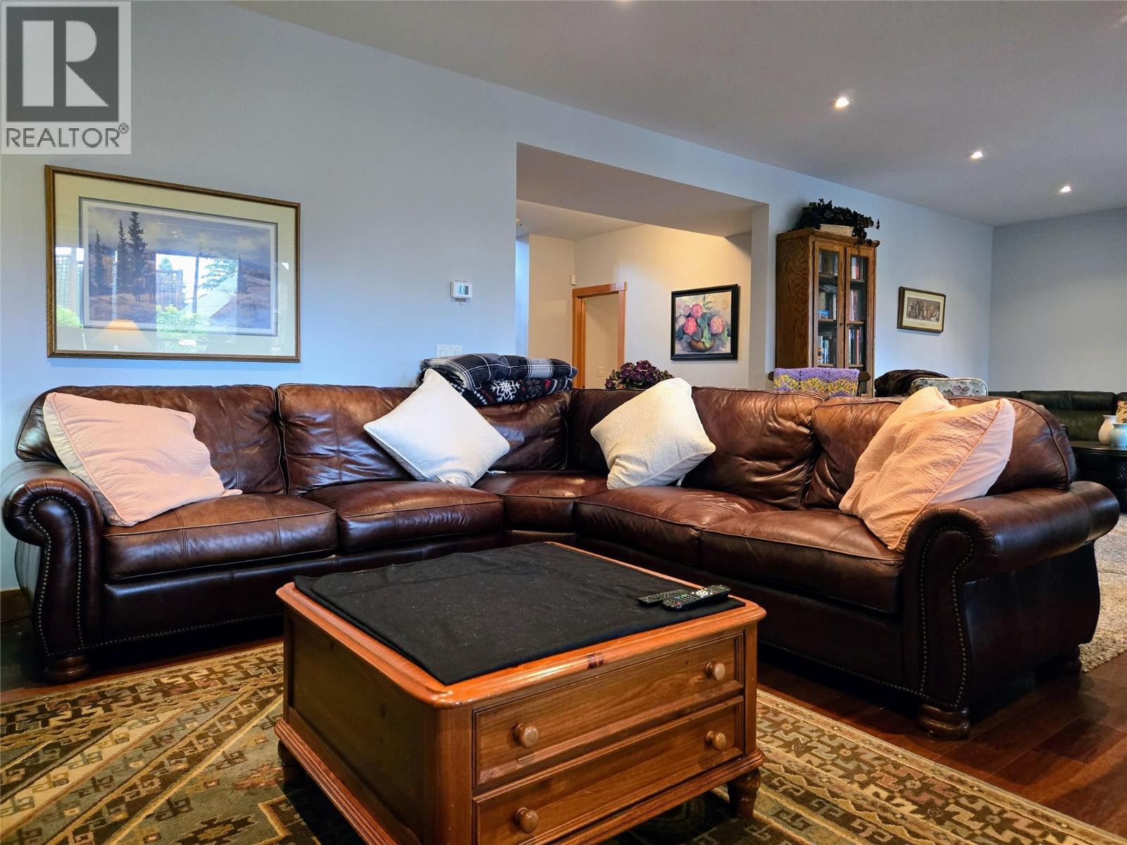 2517 Cobblestone Trail, Invermere