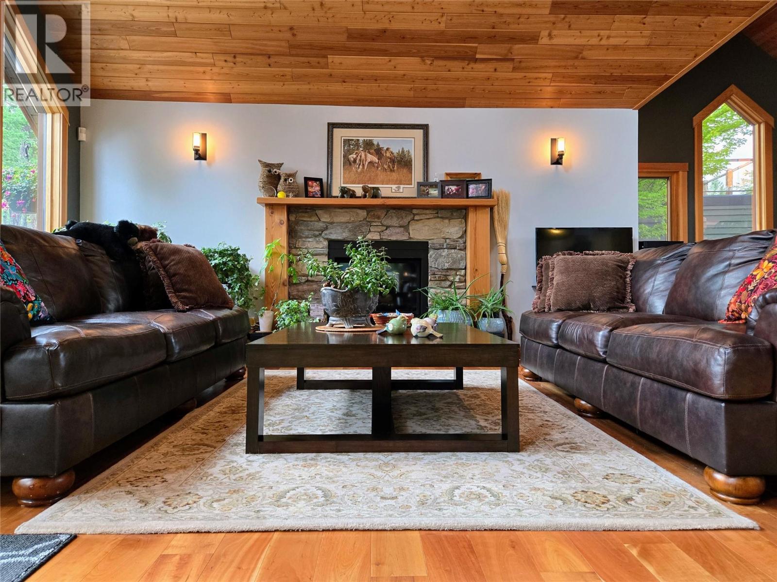 2517 Cobblestone Trail, Invermere