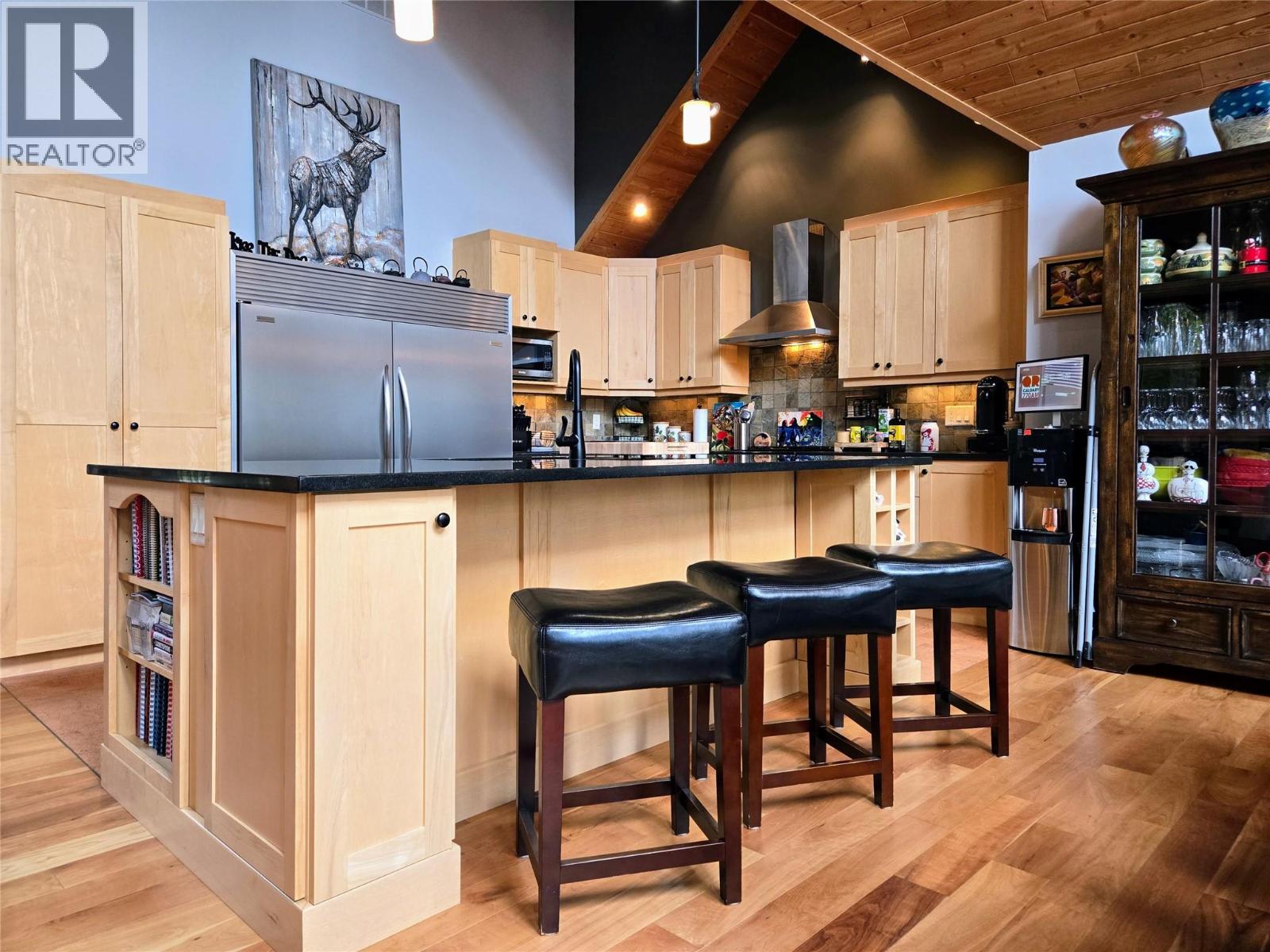 2517 Cobblestone Trail, Invermere