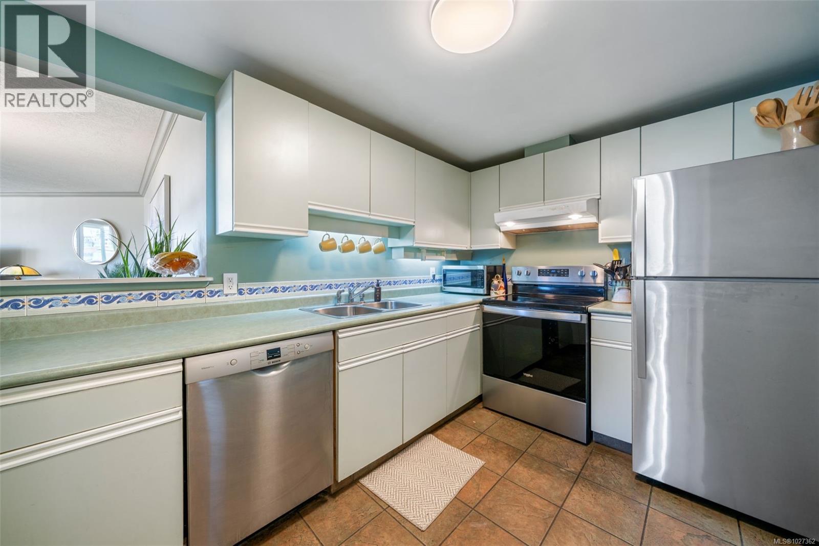 605 1234 Wharf Street, Victoria