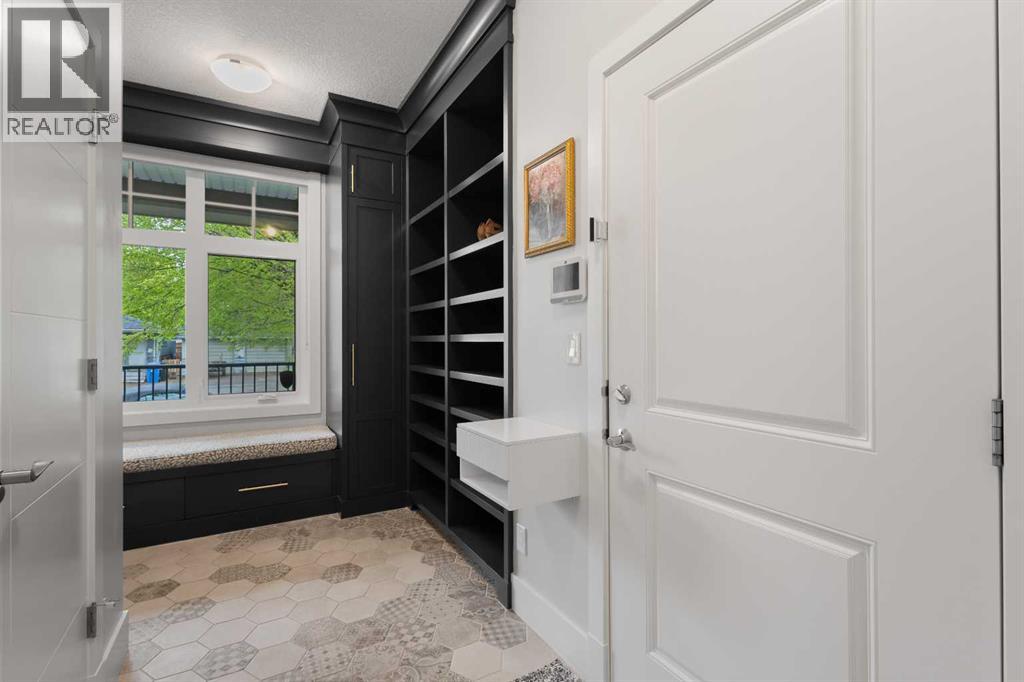 Single Family House for Sale in  Memorial Drive NW Sunnyside Calgary 