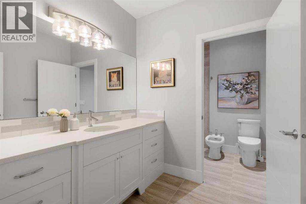 Single Family House for Sale in  Memorial Drive NW Sunnyside Calgary 