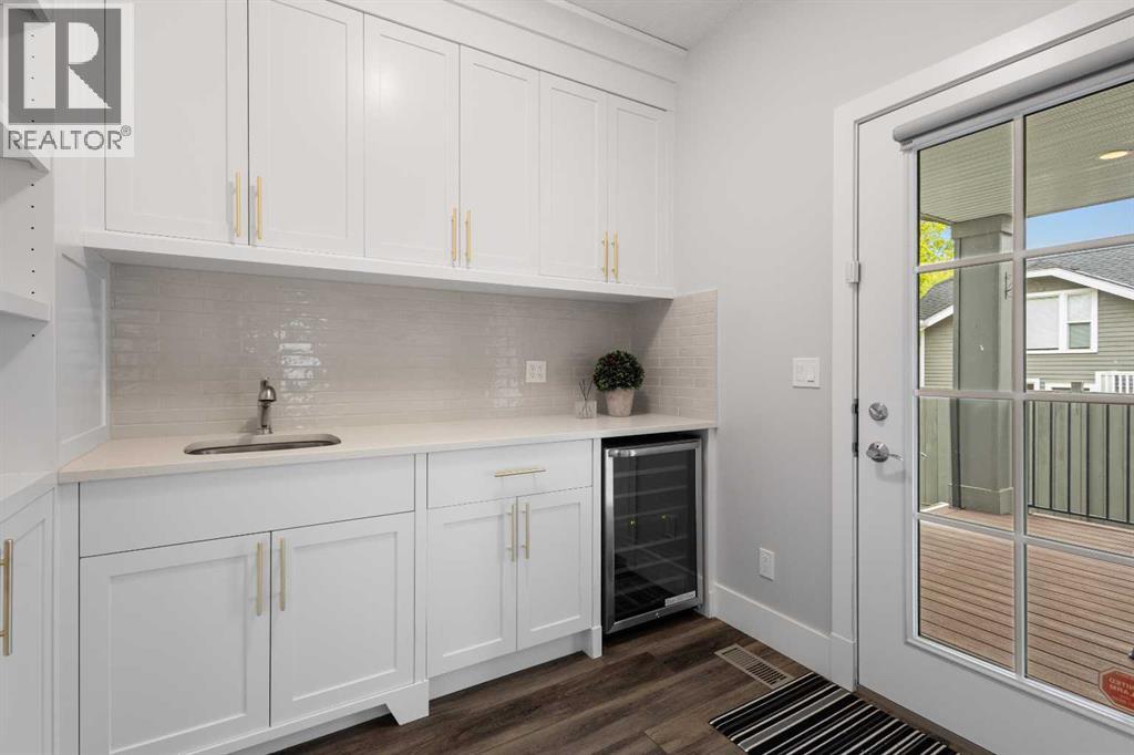 Single Family House for Sale in  Memorial Drive NW Sunnyside Calgary 