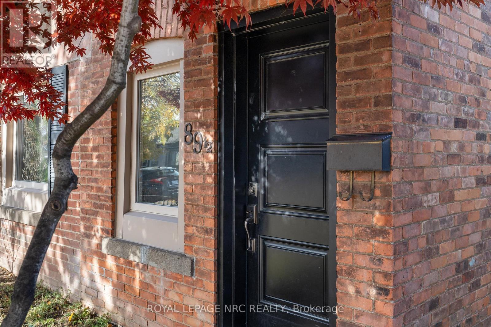 89 1/2 ALBERT STREET - 2
