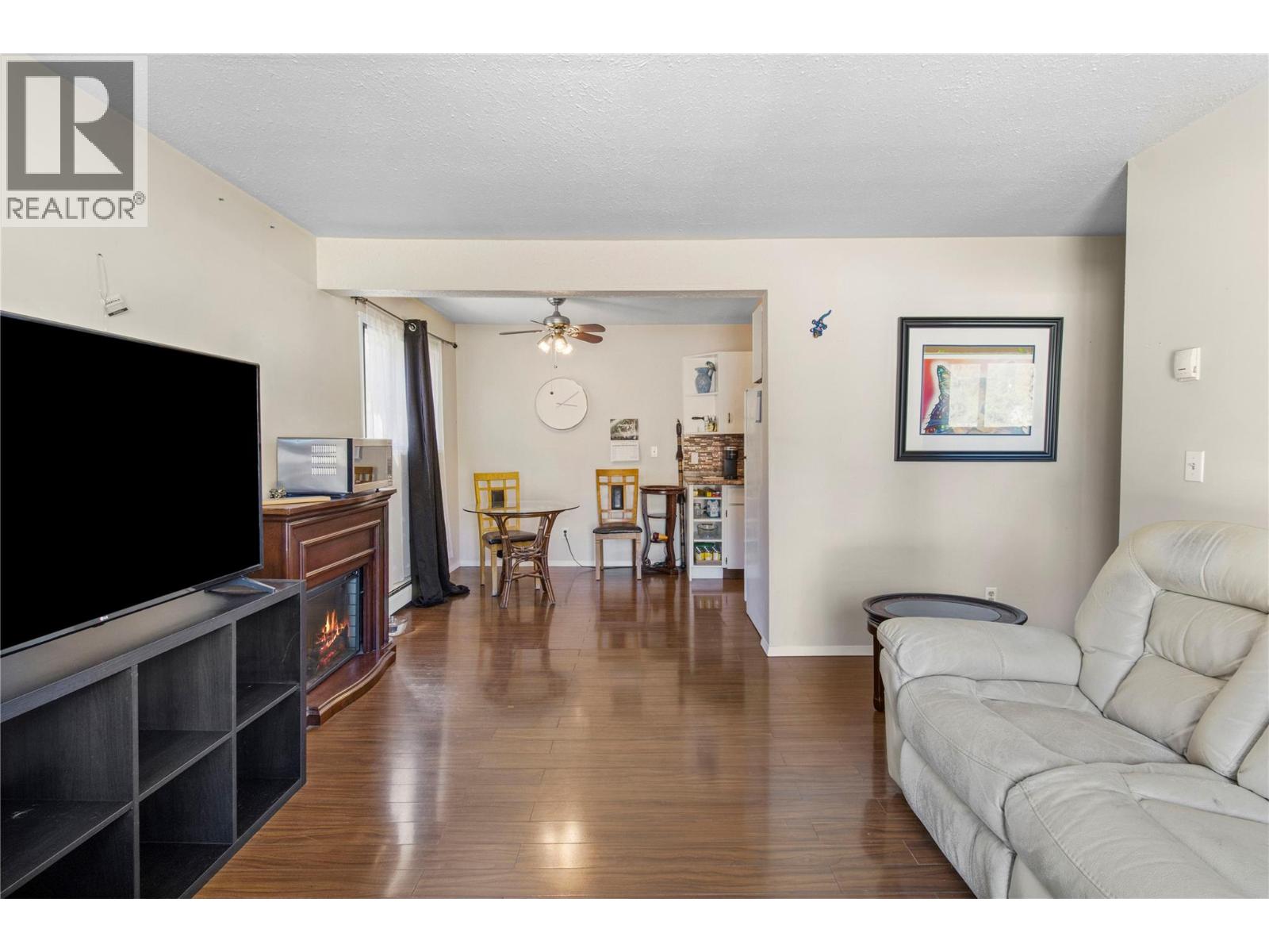 409 Main Street Unit# 204, Sicamous