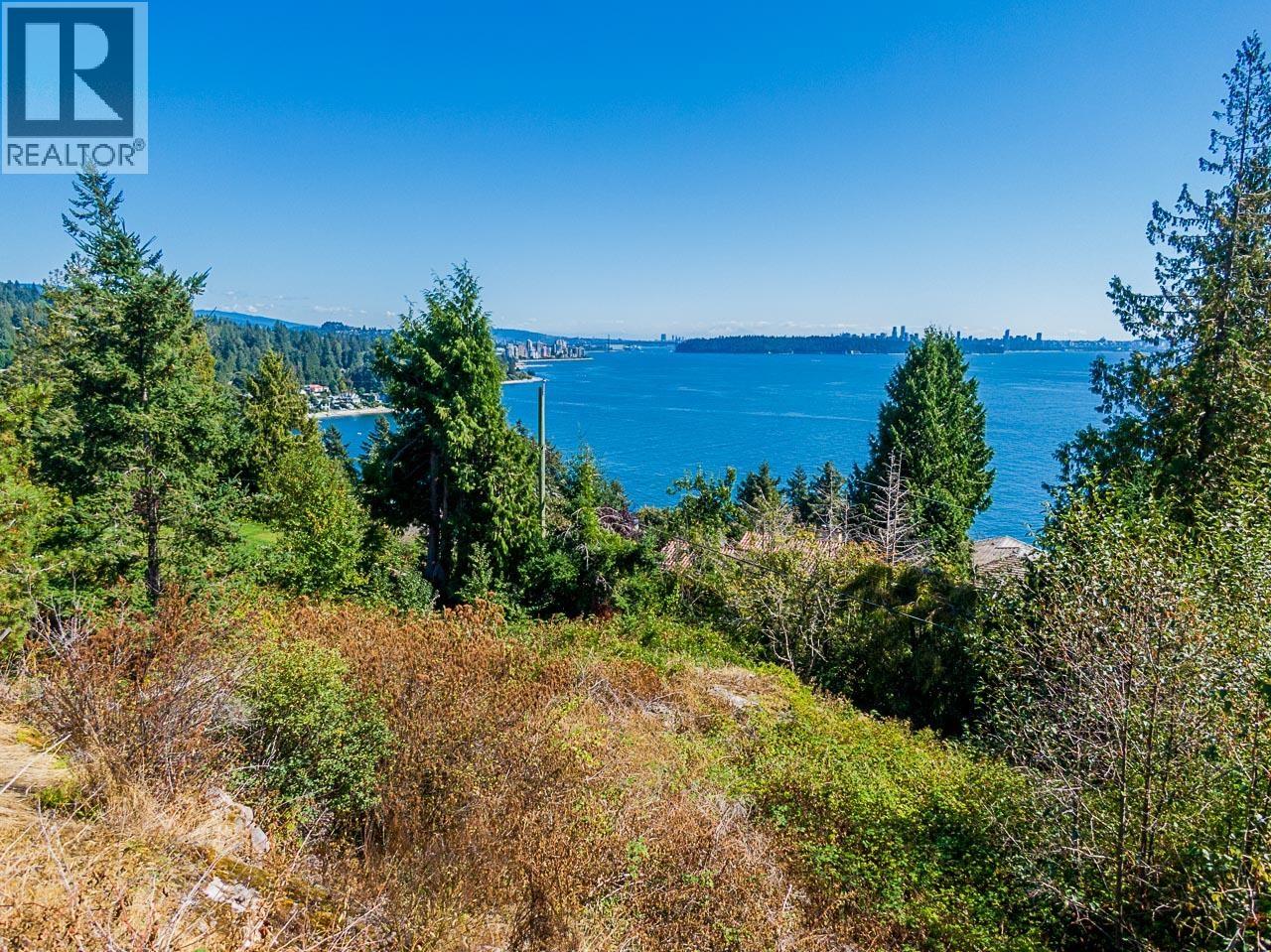 3609 CREERY AVENUE, West Vancouver