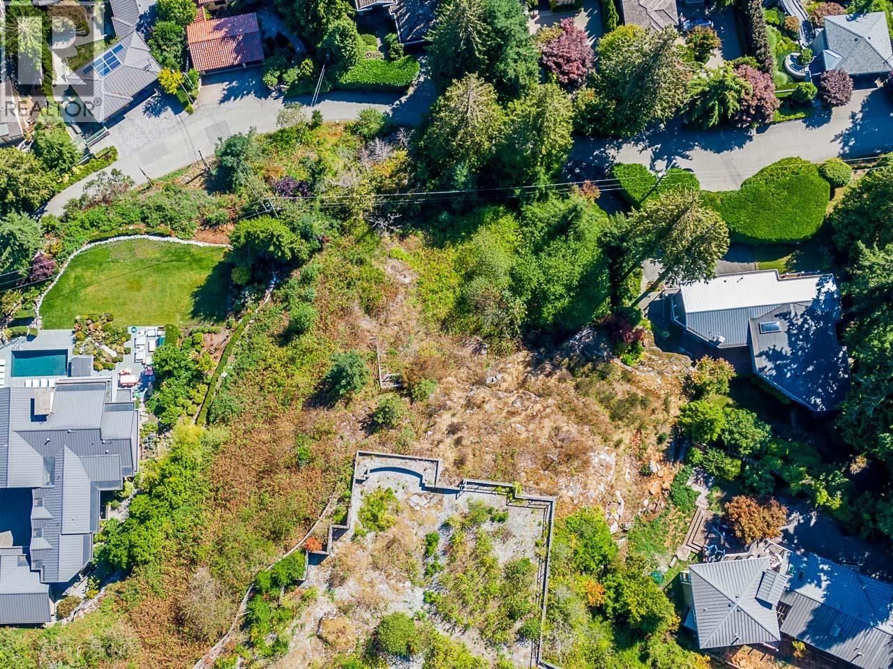 3609 CREERY AVENUE, West Vancouver