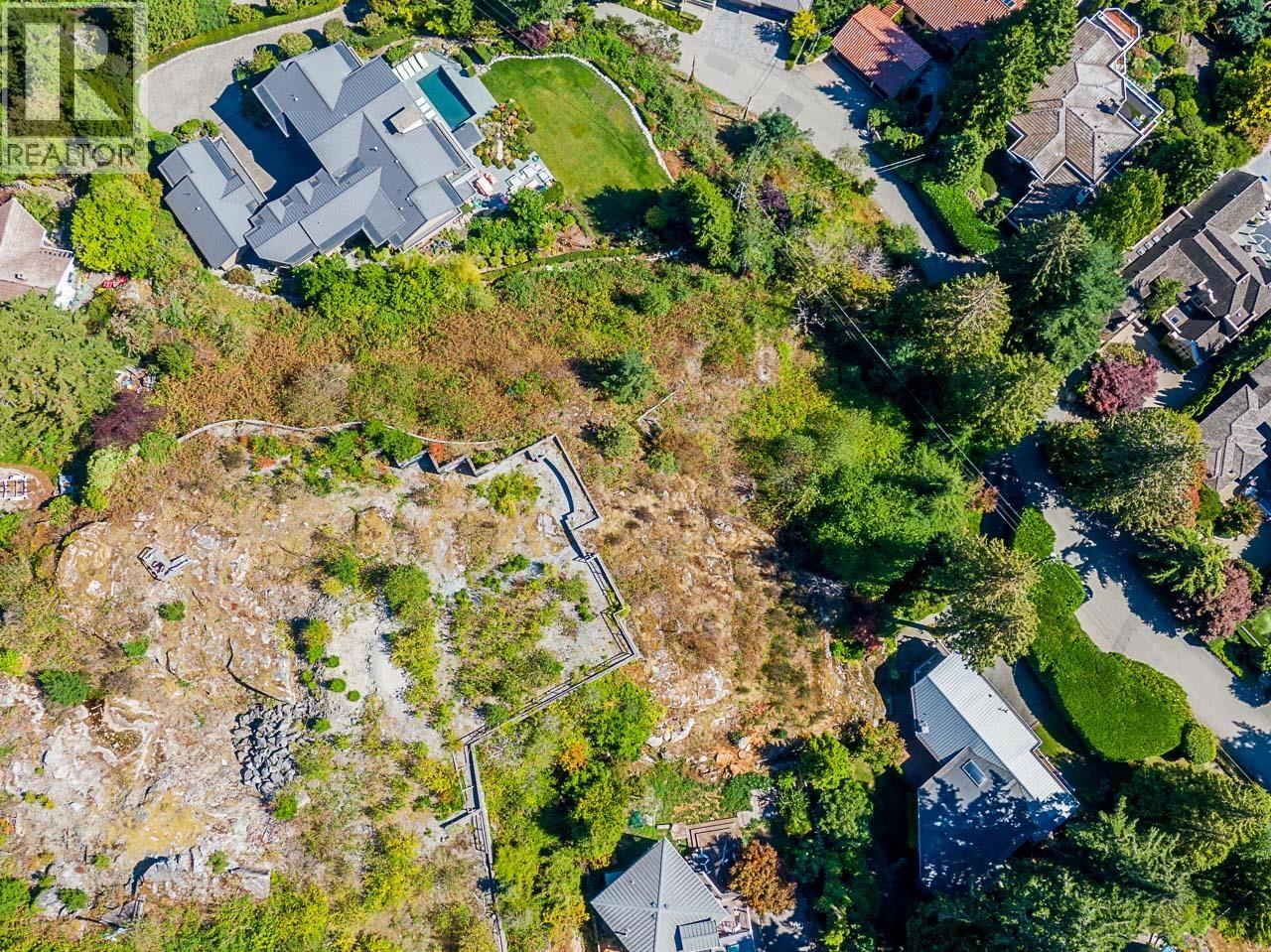 3609 CREERY AVENUE, West Vancouver