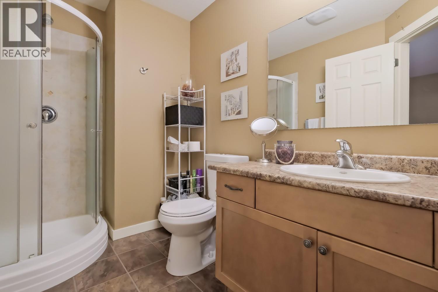 2 2175 Shannon Ridge Drive, West Kelowna