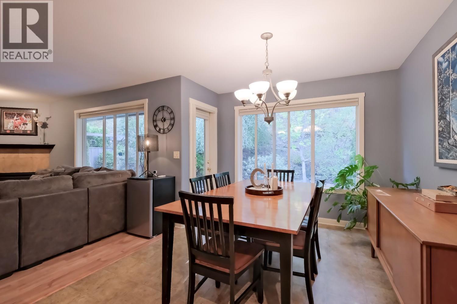 2 2175 Shannon Ridge Drive, West Kelowna