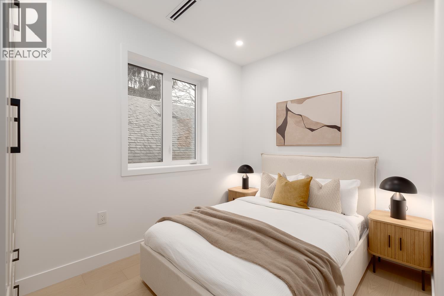 3 2976 W 13TH AVENUE, Vancouver