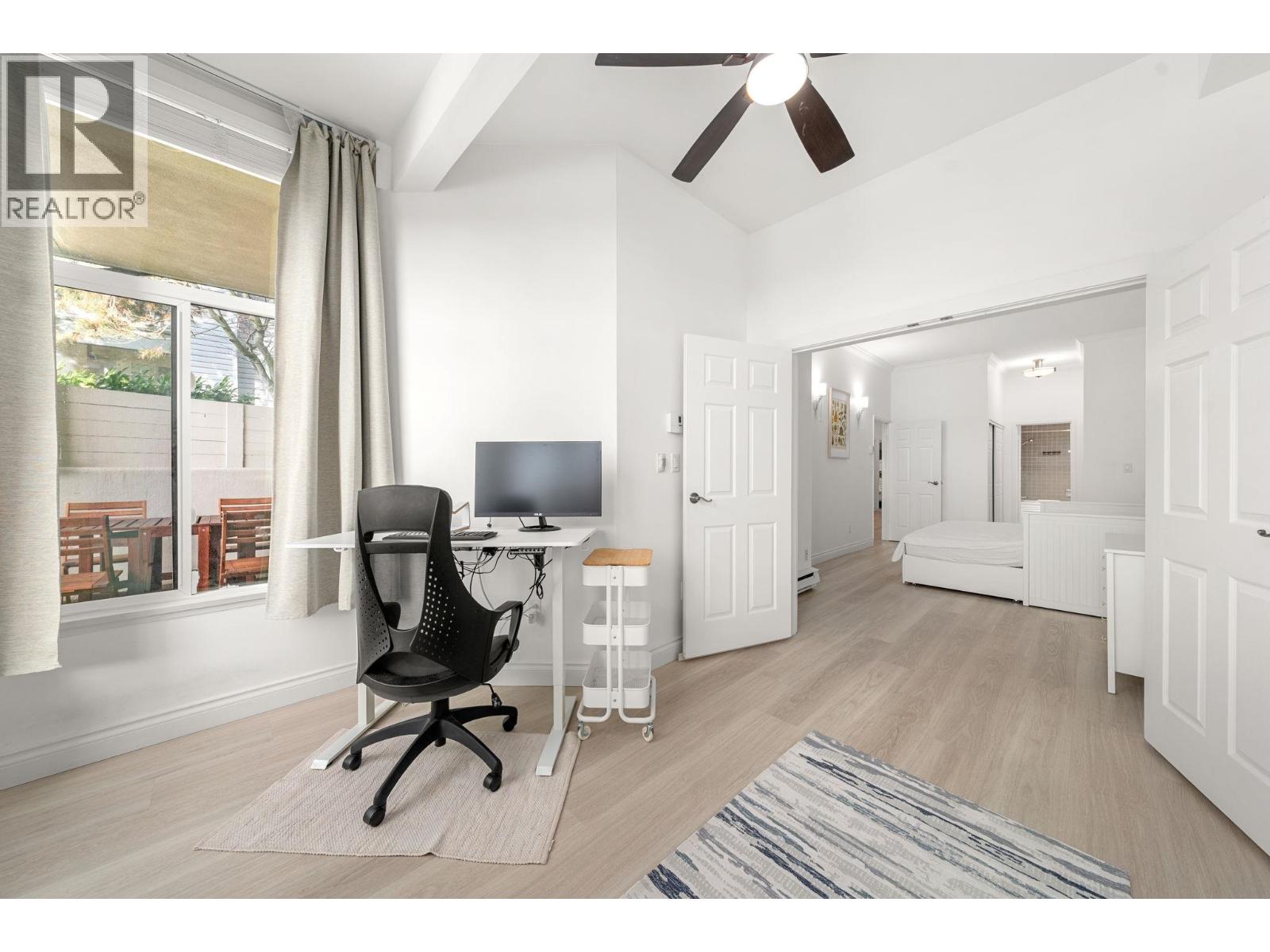 101 2408 HAYWOOD AVENUE, West Vancouver