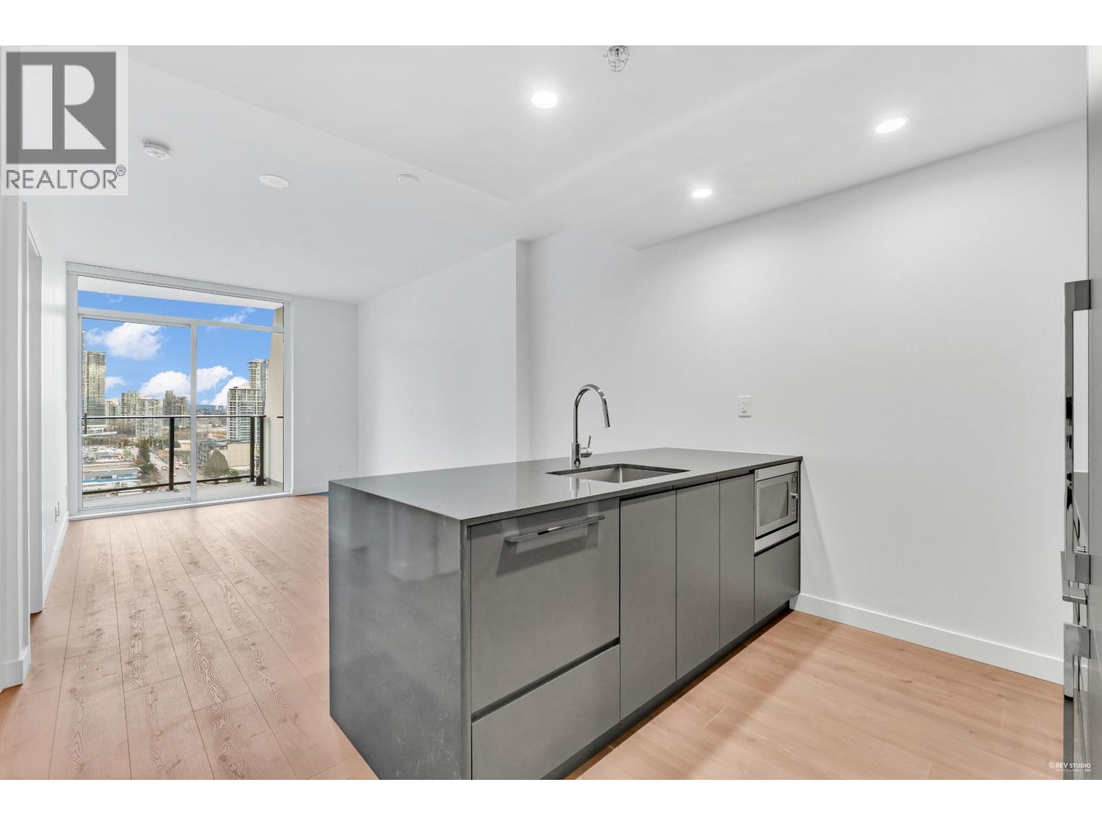 1607 2181 MADISON AVENUE, Burnaby