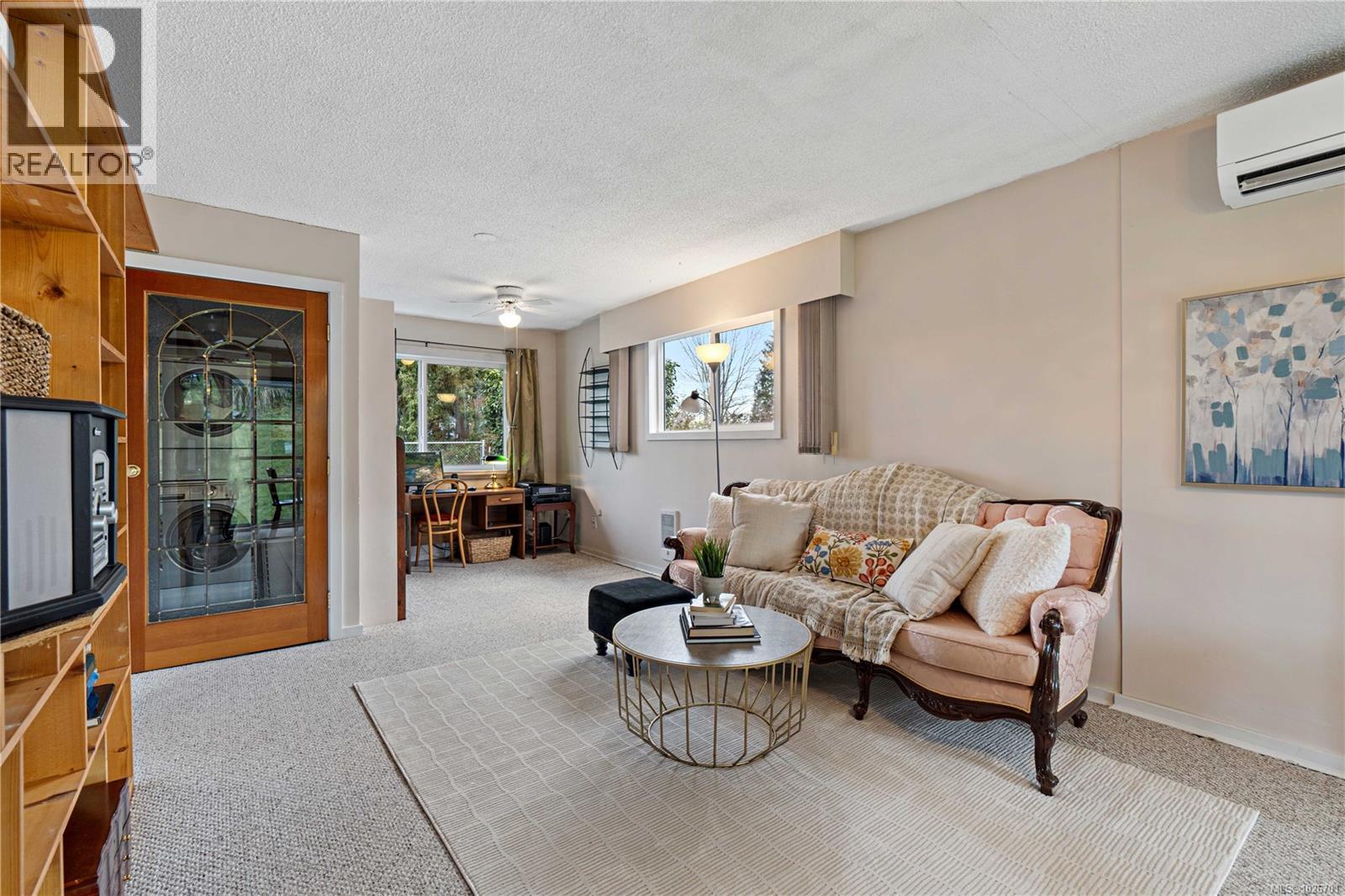 275 Pioneer Cres, Parksville